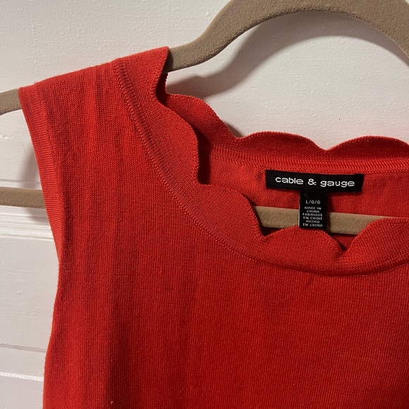Cable & Gauge Tops - Burnt Orange Scalloped Neck Tank Top